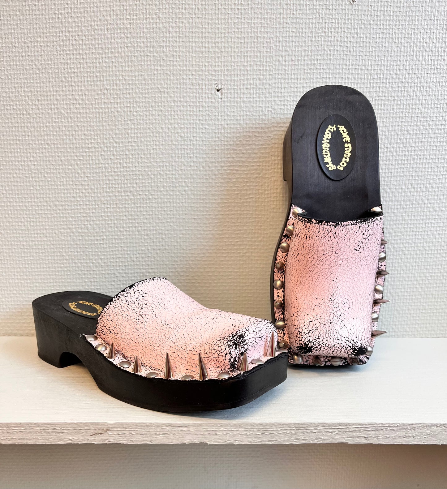 Skor, ACNE STUDIOS