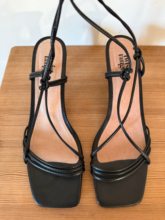 Sandaler, Twist & Tango